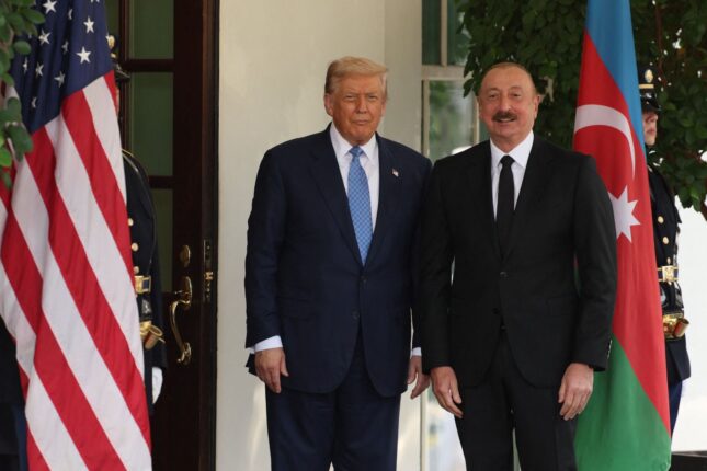 Tramp Hikmət Hacıyevin müsahibəsini paylaşıb – Foto