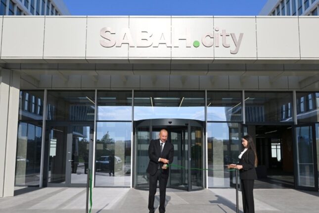 İlham Əliyev “SABAH.city”nin açılışında -FOTO