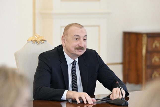 “Bu ölkələrə tez-tez səfər edirəm” “Bu ölkələrə tez-tez səfər edirəm”