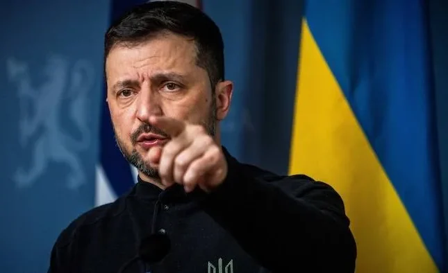 Zelenski: “Putinin pula ehtiyacı var” Zelenski: “Putinin pula ehtiyacı var”