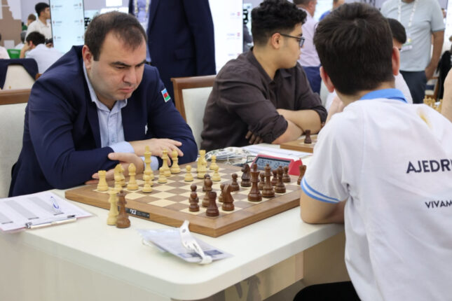 Şahmat Olimpiadasında Azərbaycanın kişi komandası qələbə qazandı