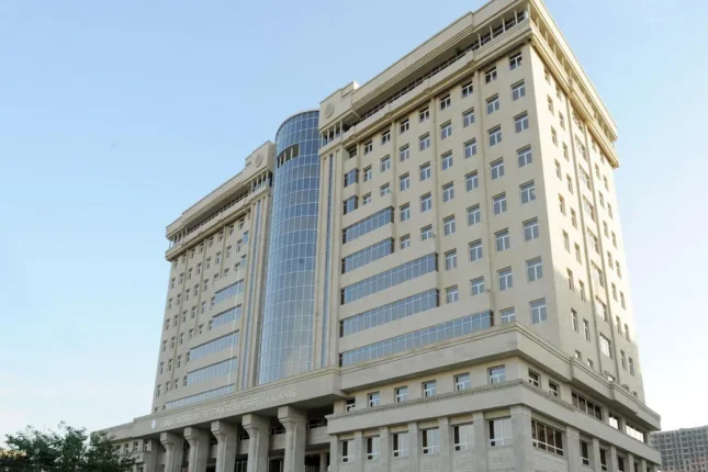 ATU-nun klinikası 2.5 milyon manatlıq tibbi ləvazimat alır ATU-nun klinikası 2.5 milyon manatlıq tibbi ləvazimat alır