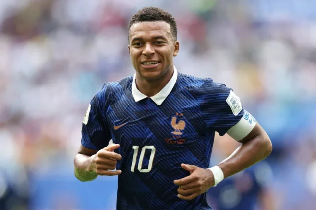 “Ayaqlarım mənim əvəzimə daha yaxşı danışır” – Mbappe “Ayaqlarım mənim əvəzimə daha yaxşı danışır” – Mbappe