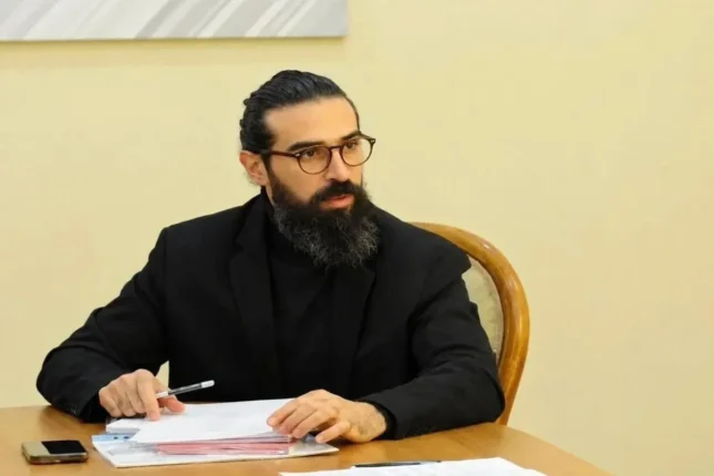 Əməkdar artist: “Mən Vaqif İbrahimoğlunun oğlu deyiləm”