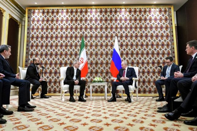 Putin Pezeşkiandan Müctəba Xameneiyə salamlarını çatdırmağı xahiş etdi