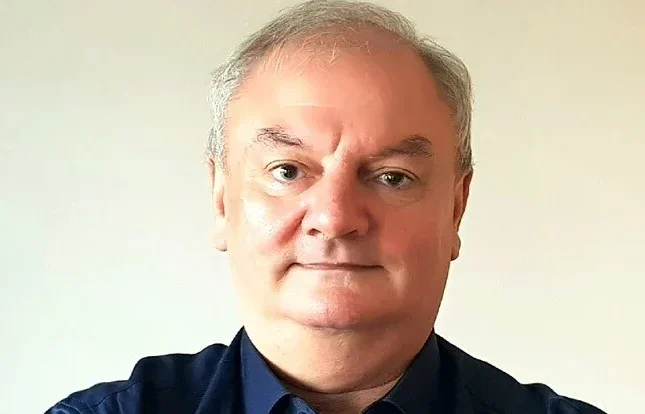 Tanınmış yazıçı xərçəng xəstəliyinə TUTULDU