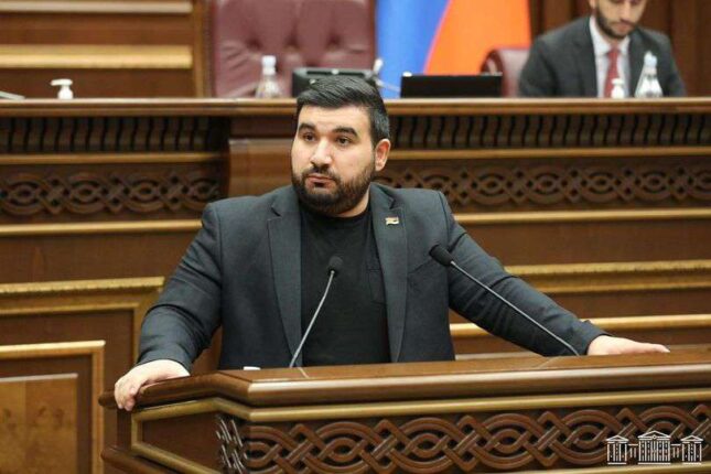 “Bakıda həbsdə olan ermənilərin məsələsini bağlayıb, rəfə qoymalıyıq” “Bakıda həbsdə olan ermənilərin məsələsini bağlayıb, rəfə qoymalıyıq”