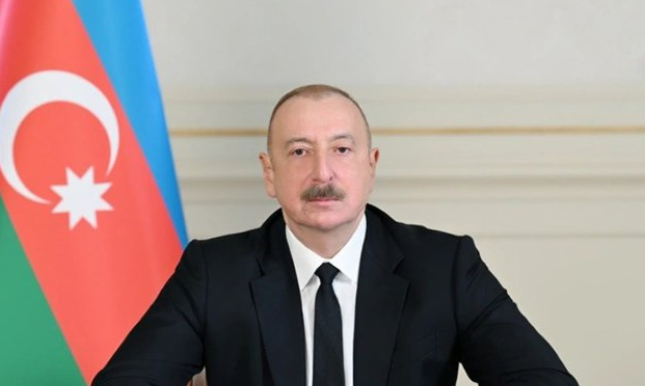İlham Əliyev Çex Respublikasının Prezidentini təbrik etdi