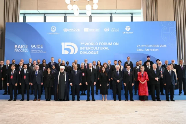 Prezident Forumda çıxış edir – CANLI Prezident Forumda çıxış edir – CANLI