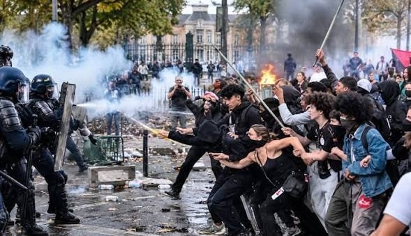 Parisdəki etirazlar İrəvanda da olmalı – Çağırış Parisdəki etirazlar İrəvanda da olmalı – Çağırış