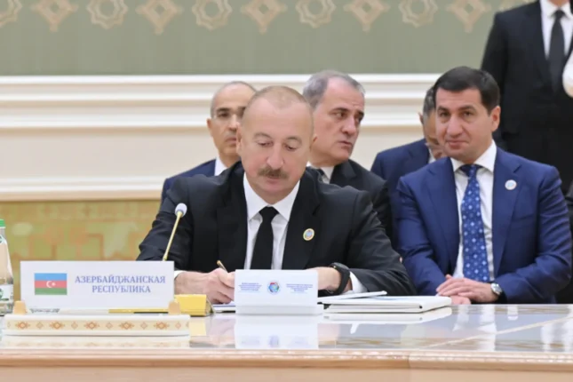 Türkmənbaşı şəhərində sənədlərin imzalanması mərasimi olub Türkmənbaşı şəhərində sənədlərin imzalanması mərasimi olub
