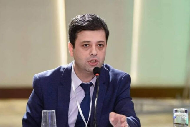 Vüqar Zifəroğlu Mətbuat Şurasının sədri seçildi