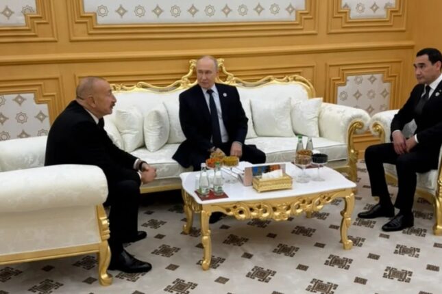 İlham Əliyev Vladimir Putin və Sərdar Berdiməhəmmədovla görüşüb İlham Əliyev Vladimir Putin və Sərdar Berdiməhəmmədovla görüşüb