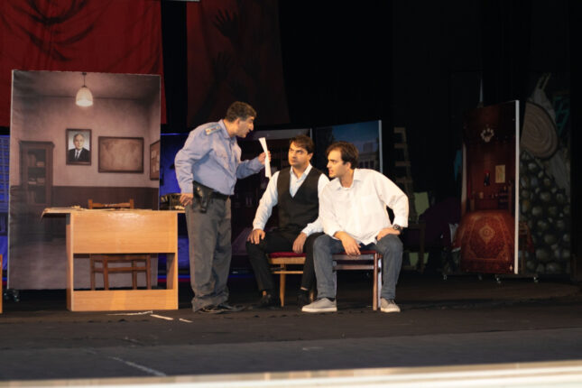 Sumqayıt Teatrında “Sürgün sevgi” tamaşasının premyerası olacaq-FOTOLAR Sumqayıt Teatrında “Sürgün sevgi” tamaşasının premyerası olacaq-FOTOLAR