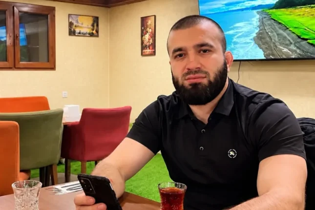 “Ceyhun Sabunçu”nun qətlində şübhəli bilinən Elmar Cəfərovun FOTOLARI “Ceyhun Sabunçu”nun qətlində şübhəli bilinən Elmar Cəfərovun FOTOLARI