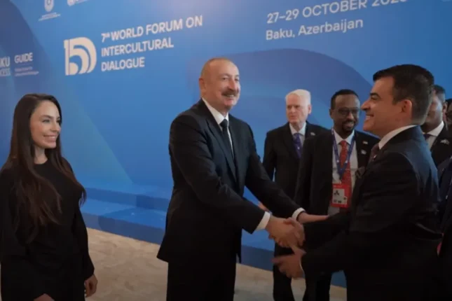 Prezident qonaqlarla görüşdü – VİDEO