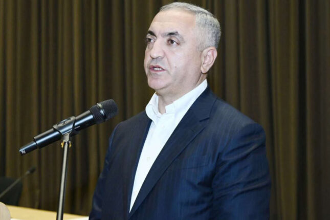 Prezident Elçin Yusubovu vəzifəsindən azad etdi