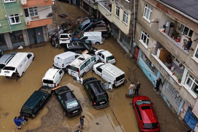 Qardaş ölkə fəlakət içində – ölənlər artır… Qardaş ölkə fəlakət içində – ölənlər artır…