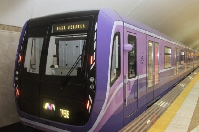 Metrodan istifadə edən sərnişinlərin sayı azalıb Metrodan istifadə edən sərnişinlərin sayı azalıb