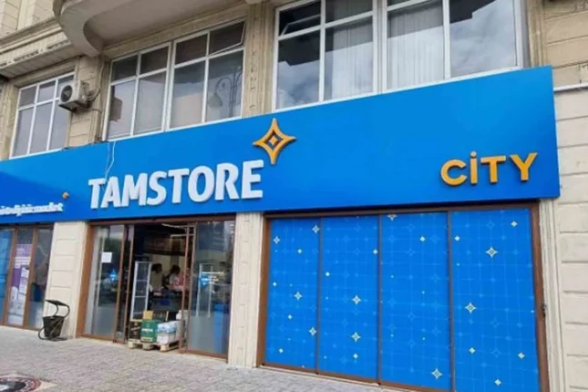 “TamStore”da rəzalət– Məhsulları ayaqladılar – VİDEO