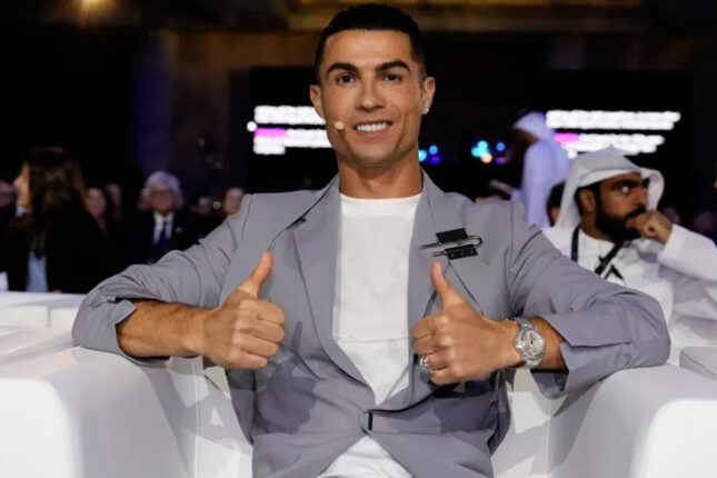 “Tarixin ən yaxşı oyunçusu mənəm” – Ronaldo