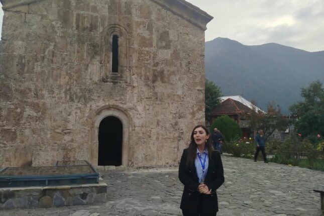 Şəkidəki Alban məbədi xarici turistlərin diqqətini cəlb edir-FOTOLAR
