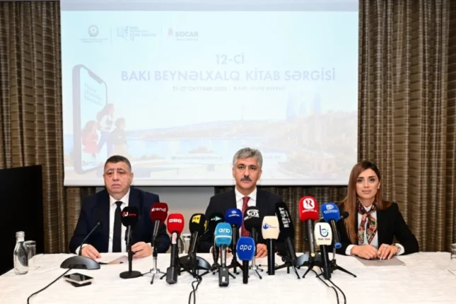 XII Bakı Beynəlxalq Kitab Sərgisində oxucuları nələr gözləyir? – FOTOLAR XII Bakı Beynəlxalq Kitab Sərgisində oxucuları nələr gözləyir? – FOTOLAR