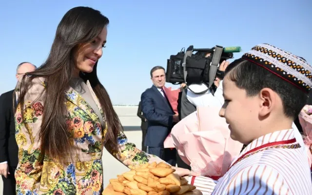 Leyla Əliyeva Türkmənistanda səfərdədir – FOTOLAR Leyla Əliyeva Türkmənistanda səfərdədir – FOTOLAR