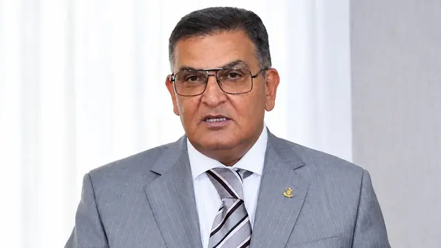 Səmədovun mənimsədiyi pulu oğlu qaytardı – 300 min manat Səmədovun mənimsədiyi pulu oğlu qaytardı – 300 min manat
