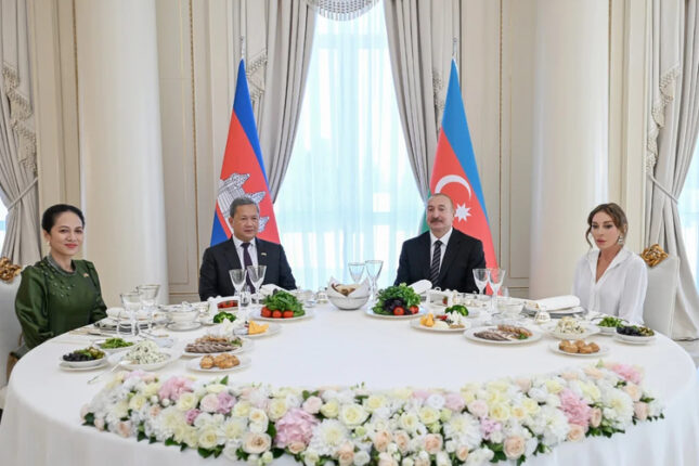 Prezident İlham Əliyevin adından Kamboca Baş nazirinin şərəfinə rəsmi nahar verilib-VİDEO